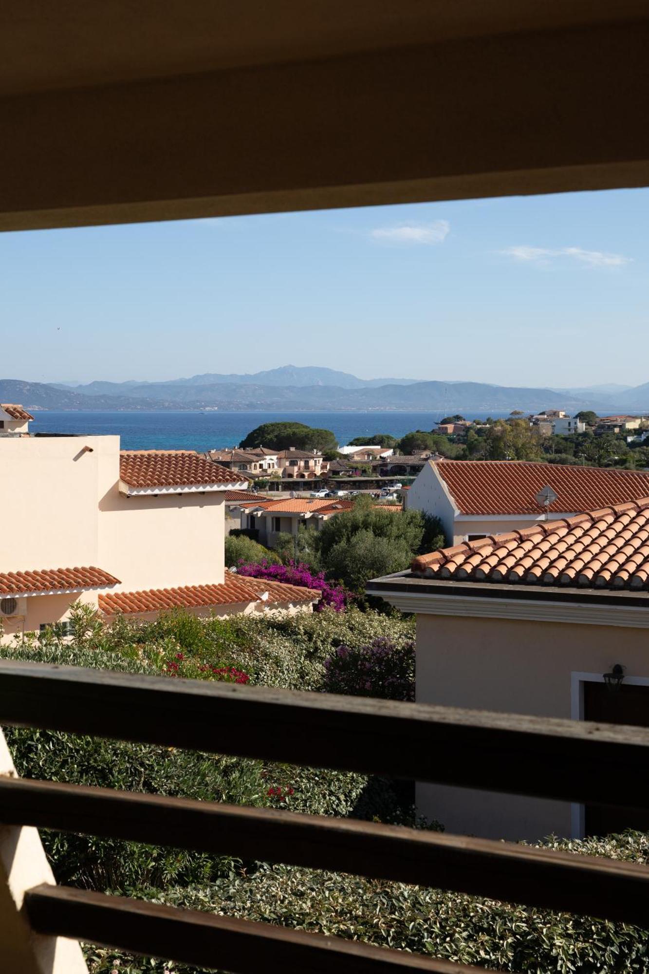 Cactus Mare Apartment Golfo Aranci Bagian luar foto
